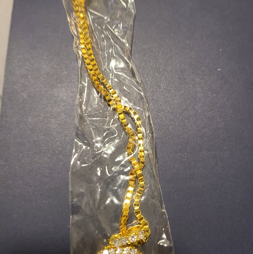 "Nerucci" Chain - Picture 2 of 4